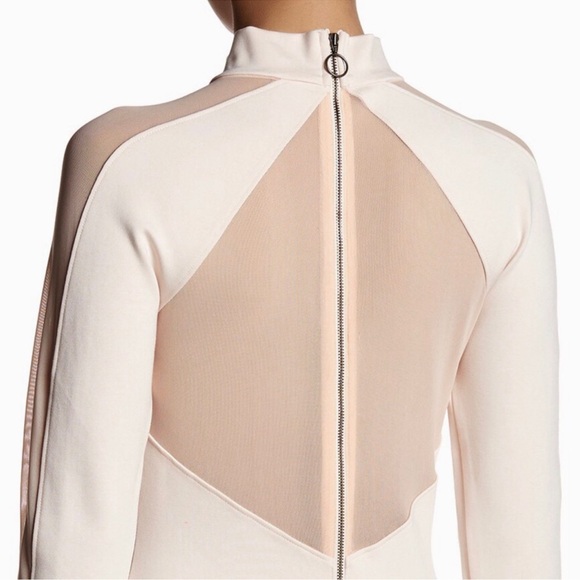 Free People Monarch Mesh Inset Long Sleeve Zip Back Top Women’s SZ S Ballet Pink - Picture 3 of 9